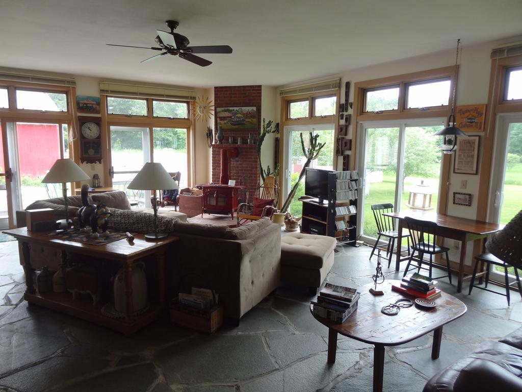 Inn At Buck Hollow Farm Fairfax Esterno foto