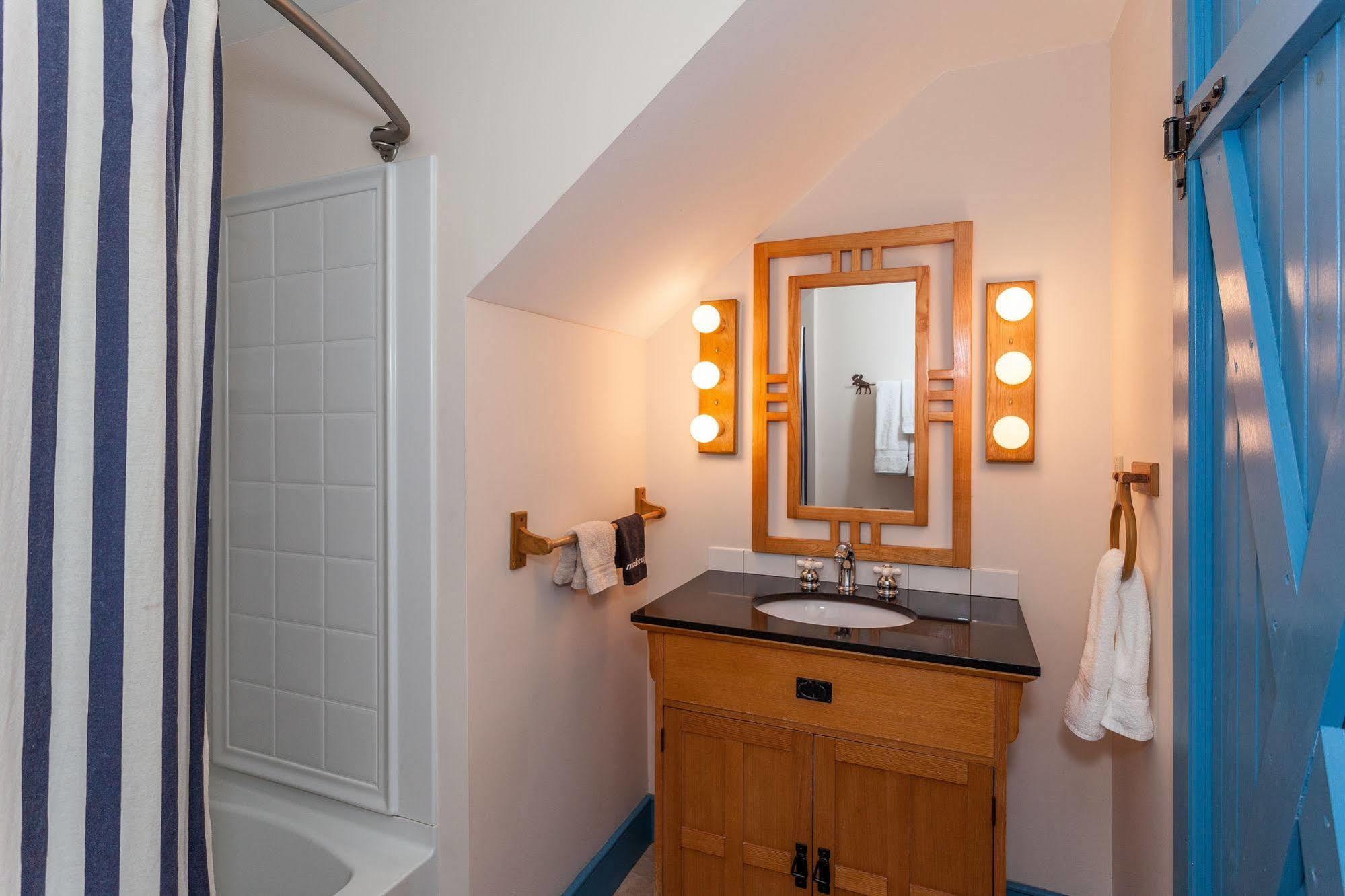 Inn At Buck Hollow Farm Fairfax Esterno foto
